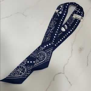 Hermès- hair ribbon or neck scarf